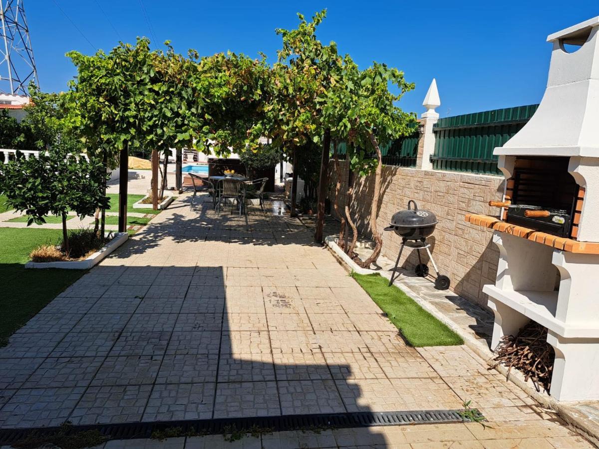 Villa Casa Da Barragem Dos Magos Salvaterra de Magos Exterior foto
